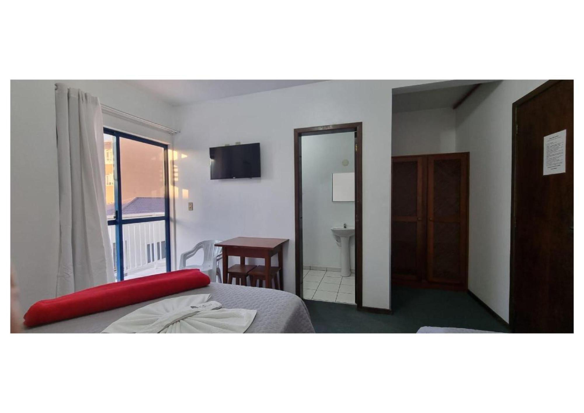 Oceano De Hotel Barra Velha (Santa Catarina)